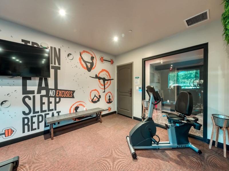 Hotel Lexen Newhall image