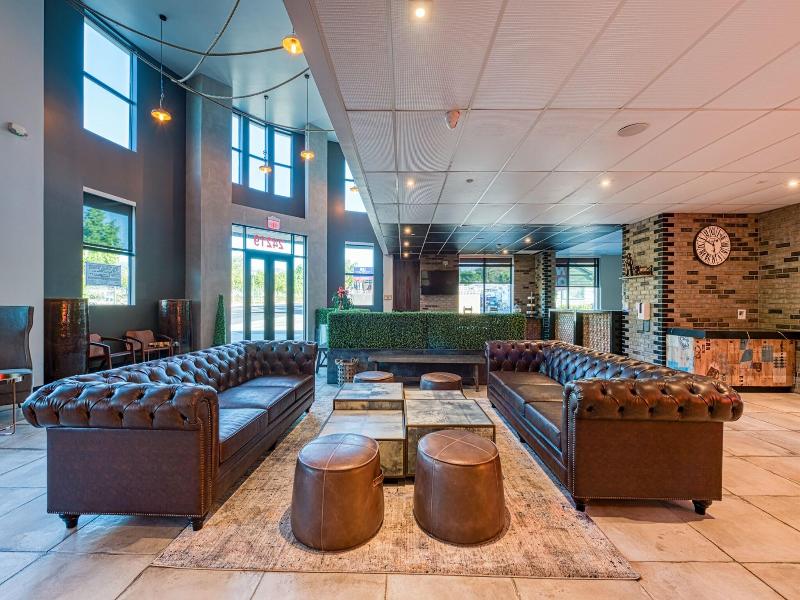 Hotel Lexen Newhall image