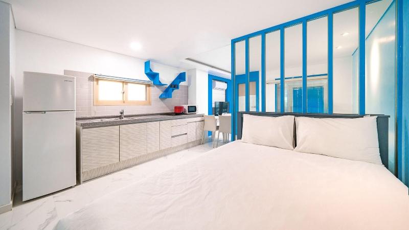 Gapyung Amor Pension Gaegok Suyoungjang image