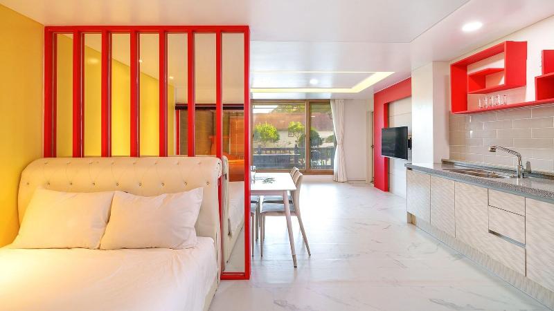 Gapyung Amor Pension Gaegok Suyoungjang image