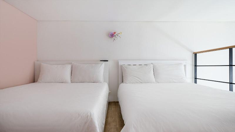 Gapyung Amor Pension Gaegok Suyoungjang image