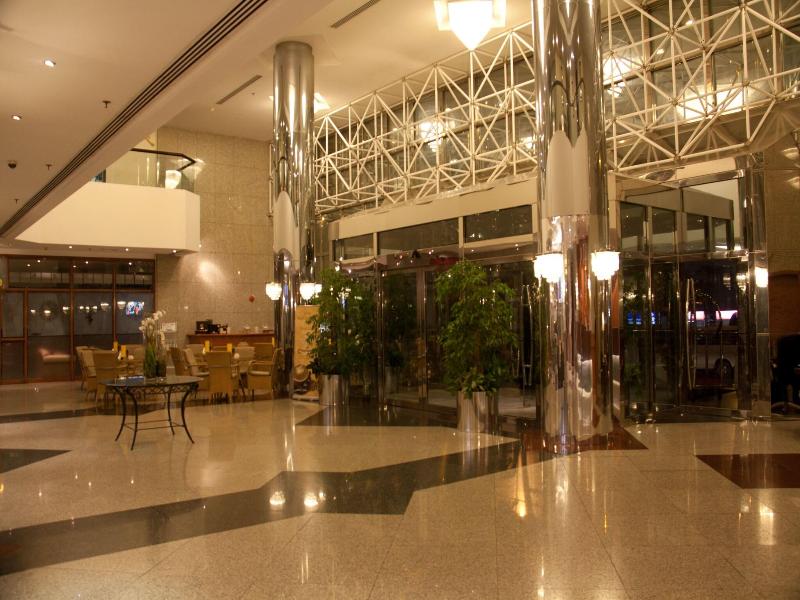 Aravi Hotel image