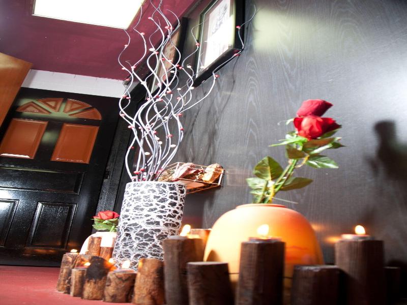 Aravi Hotel image