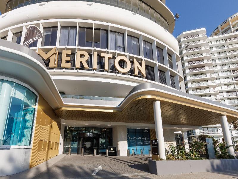 Meriton Suites Surfers Paradise image