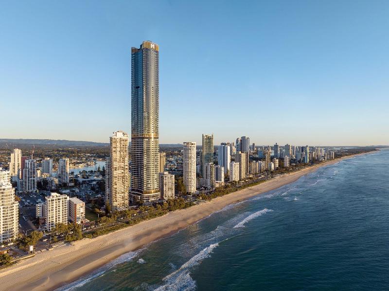 Meriton Suites Surfers Paradise image
