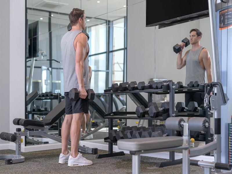 Meriton Suites Surfers Paradise image