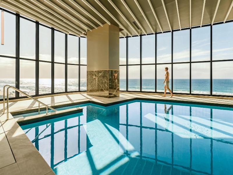 Meriton Suites Surfers Paradise image