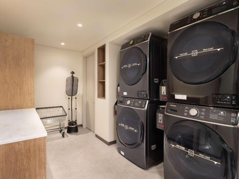 Mercure Ambassador Seoul Dongdaemun image
