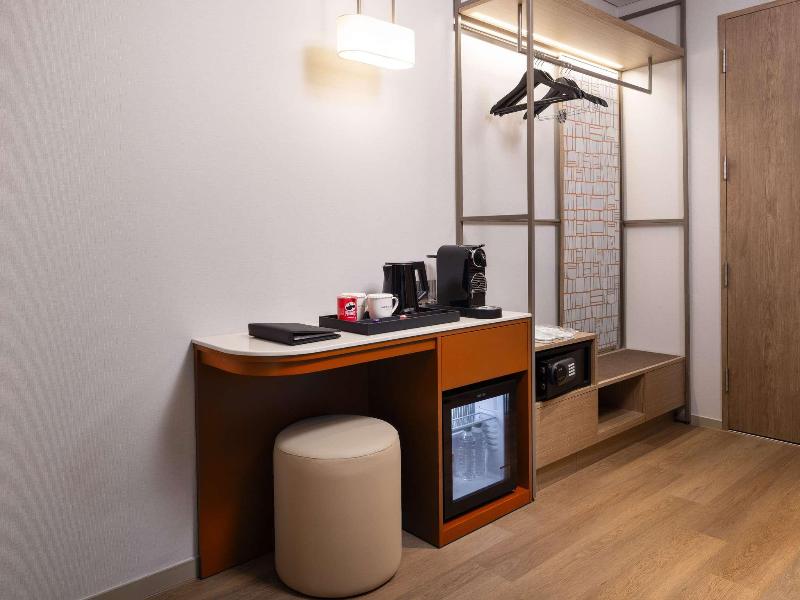 Mercure Ambassador Seoul Dongdaemun image