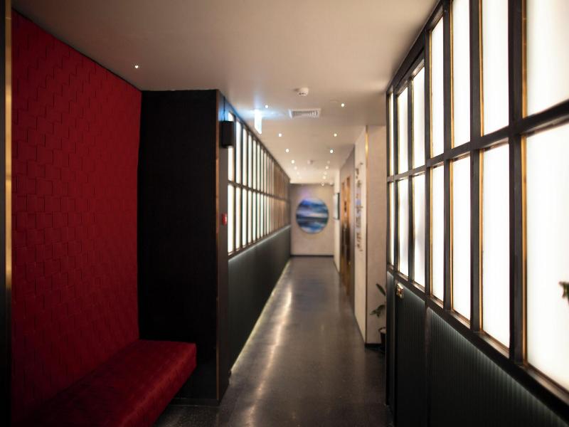 The Gravitique Hotel Khaosan image