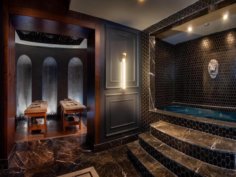 Tnr Boutique Hotel Spa image
