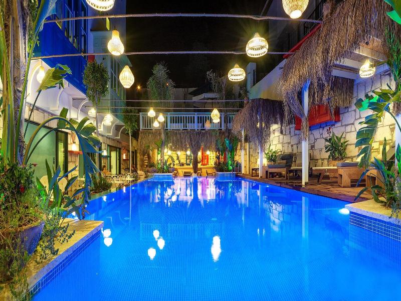 Tnr Boutique Hotel Spa image
