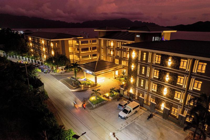 Zuri Resort