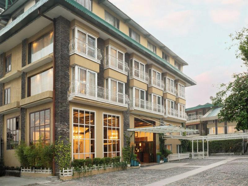 The Fern Brentwood Resort image