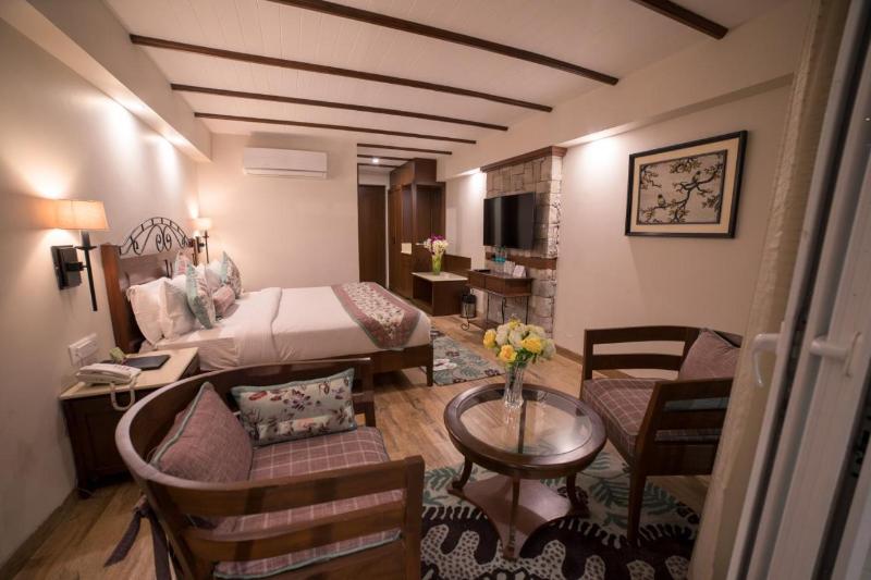 SUITE INNER