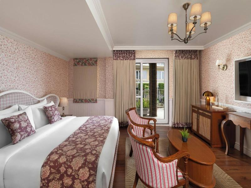 The Fern Brentwood Resort image