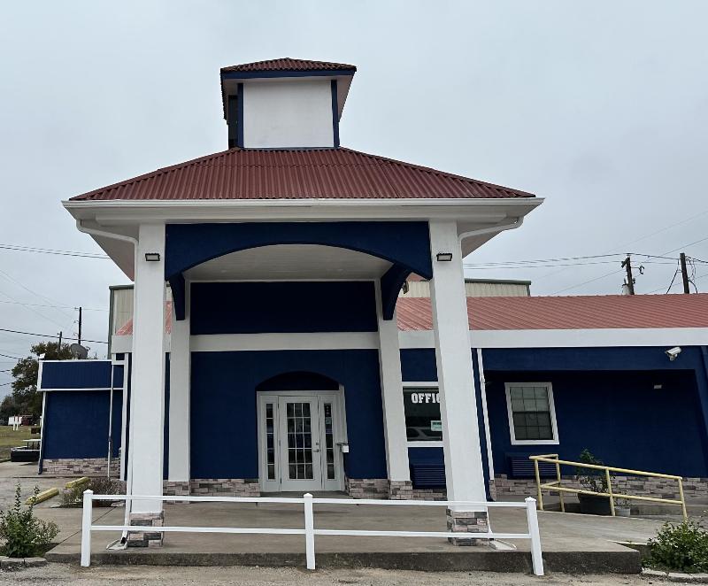 Apollo Lodge and RV Park — general view