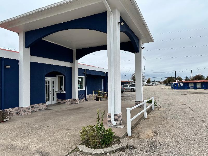 Apollo Lodge and RV Park — general view
