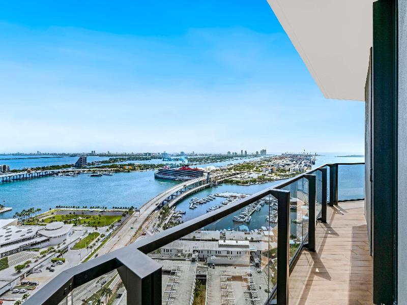 The Elser Hotel Miami - An All-Suite Hotel image