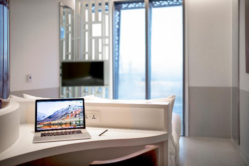 Wink Hotel Danang Riverside image