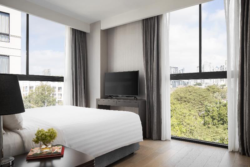 Walton Suites Sukhumvit