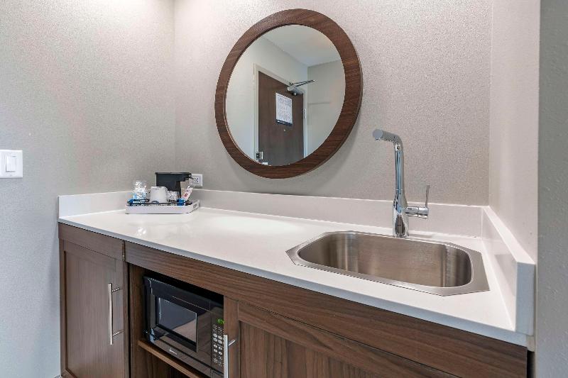 Hampton Inn Nicholasville Brannon Crossing image