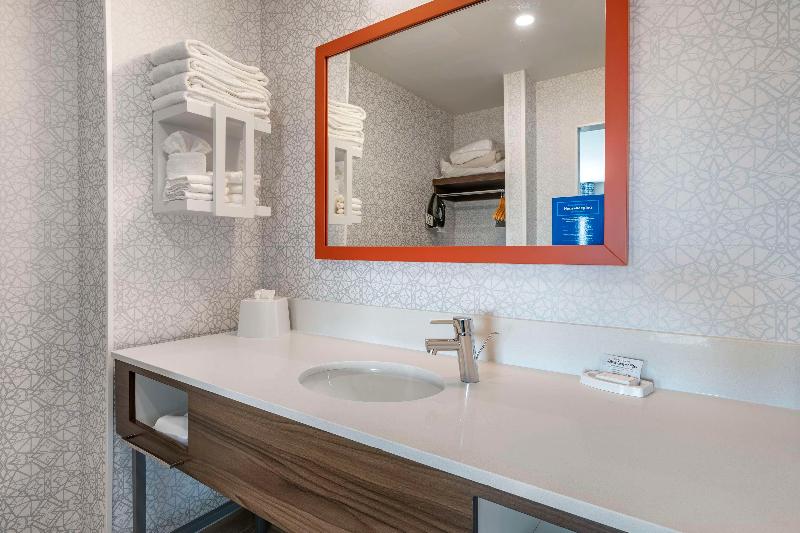 Hampton Inn Nicholasville Brannon Crossing image
