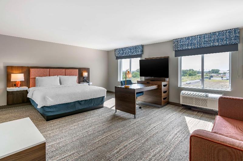 Hampton Inn Nicholasville Brannon Crossing image