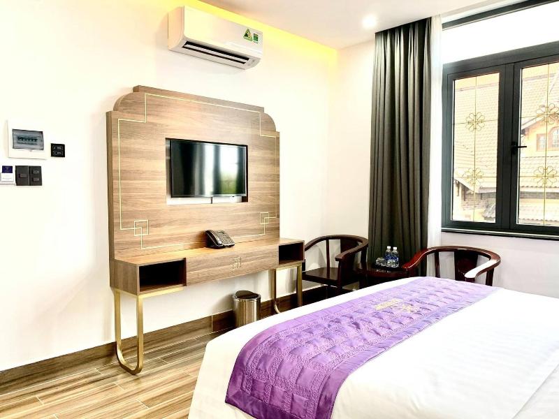 Golden Inn Hotel