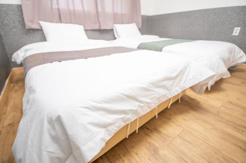 Hyundai Elliot Hotel and Resort image