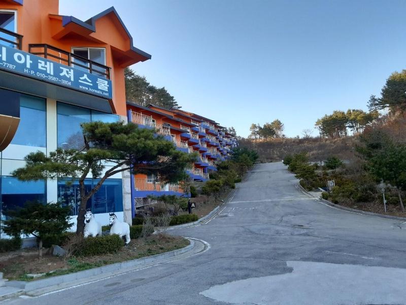 Hyundai Elliot Hotel and Resort image