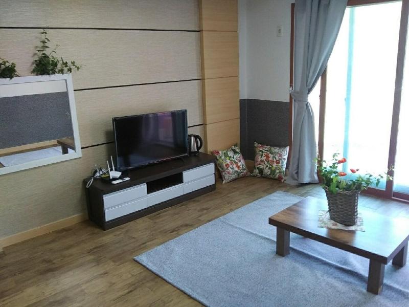 Hyundai Elliot Hotel and Resort image