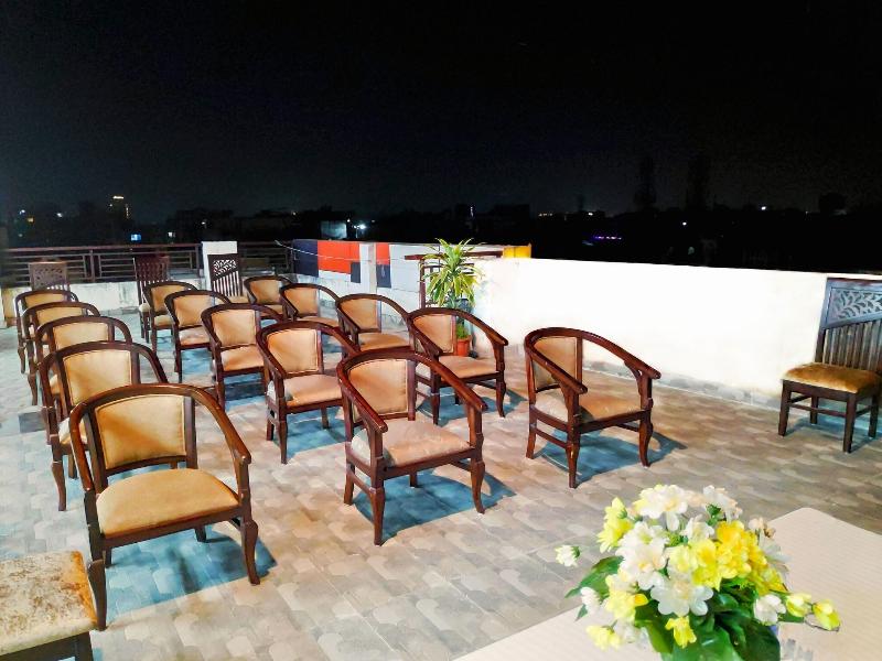 Hotel Midcity image