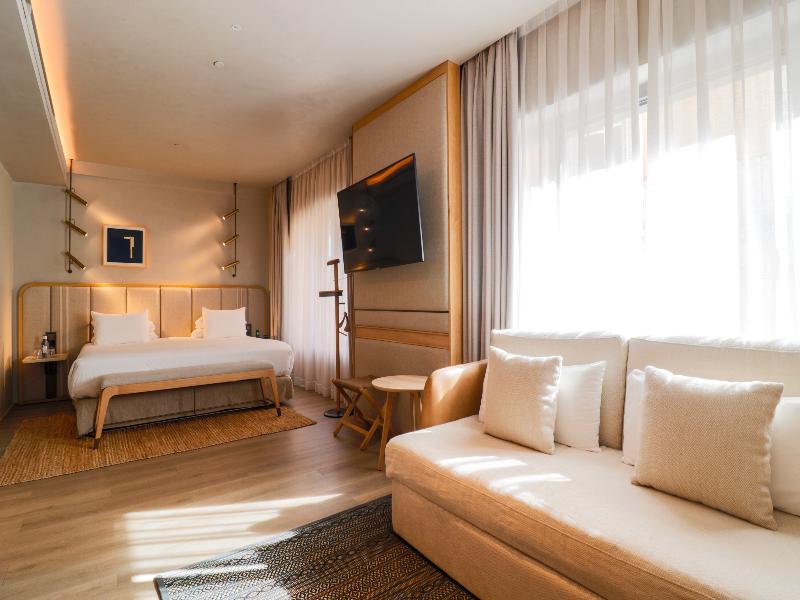 Only YOU Hotel Málaga image