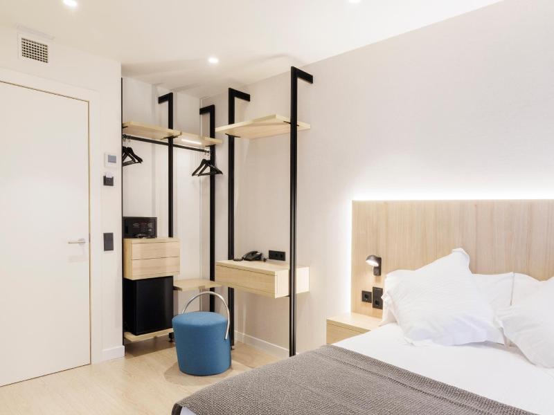 Inn Boutique Leon image
