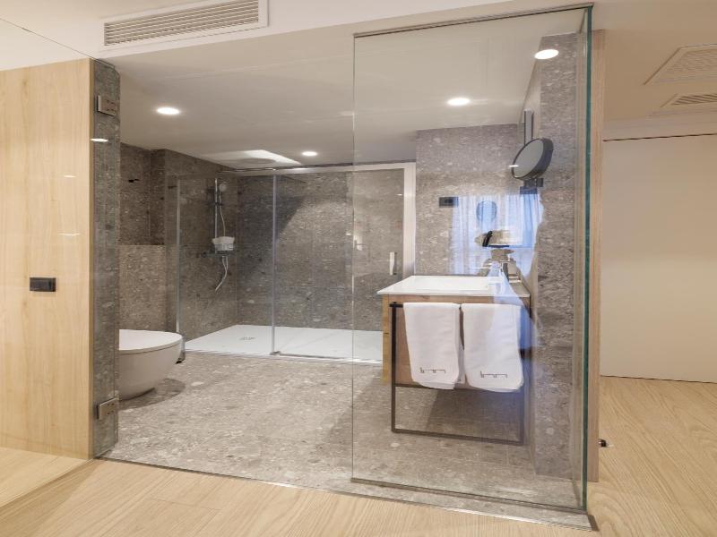 Inn Boutique Leon image