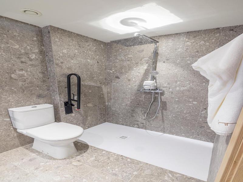 Inn Boutique Leon image