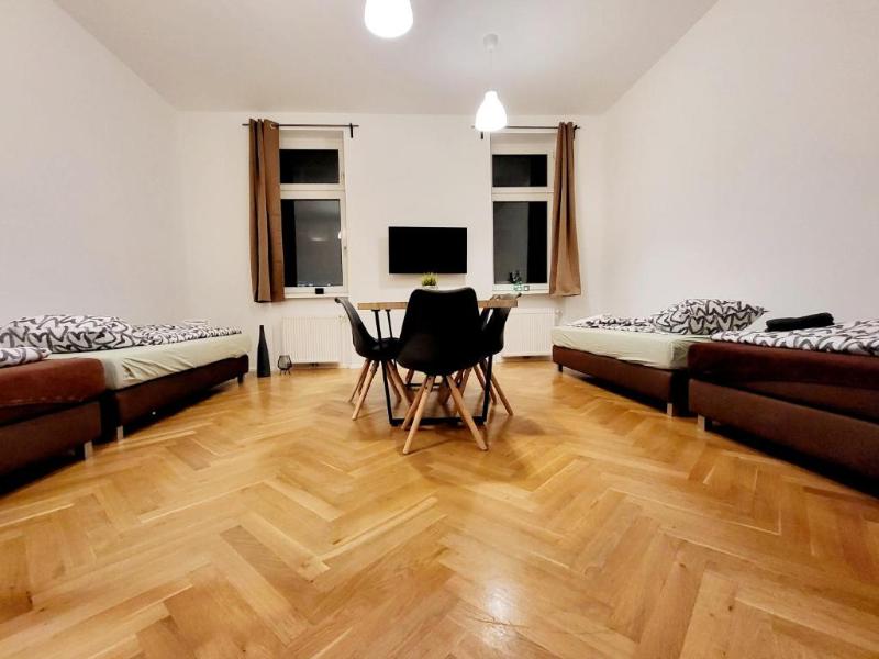 Real Living Apartments Vienna image