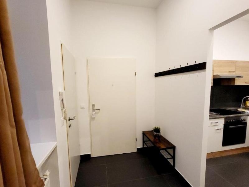 Real Living Apartments Vienna image