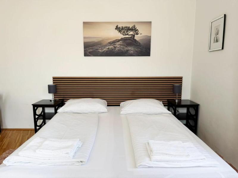 Real Living Apartments Vienna image