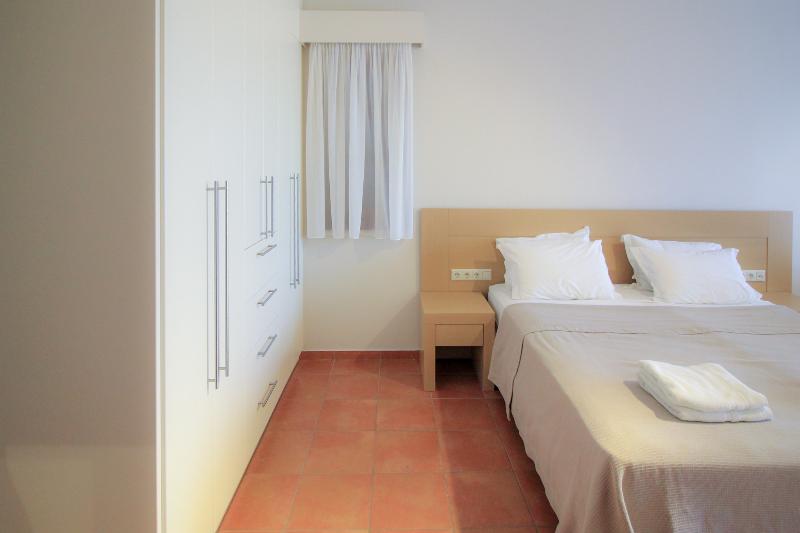 Kaminos Evia 5