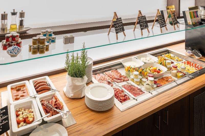 Classicx Landhaus & Hotel - Bed & Breakfast image
