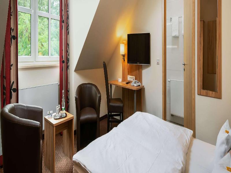 Classicx Landhaus & Hotel - Bed & Breakfast image