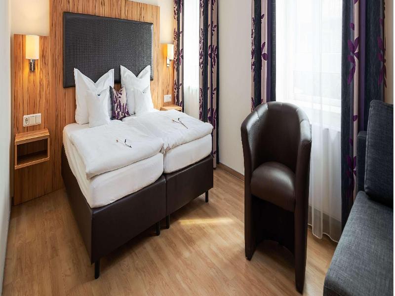 Classicx Landhaus & Hotel - Bed & Breakfast image