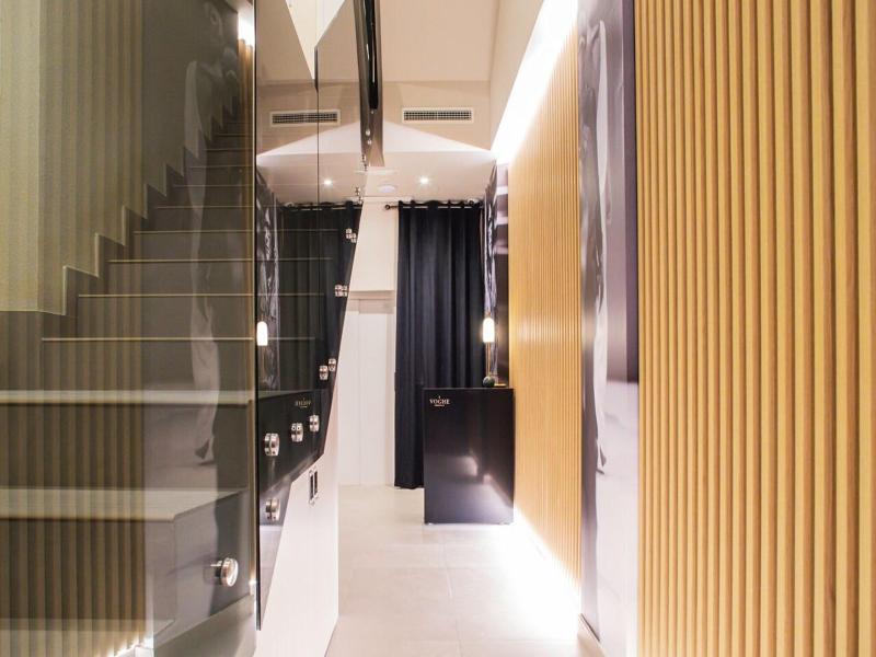 Voghe Premium Flats image