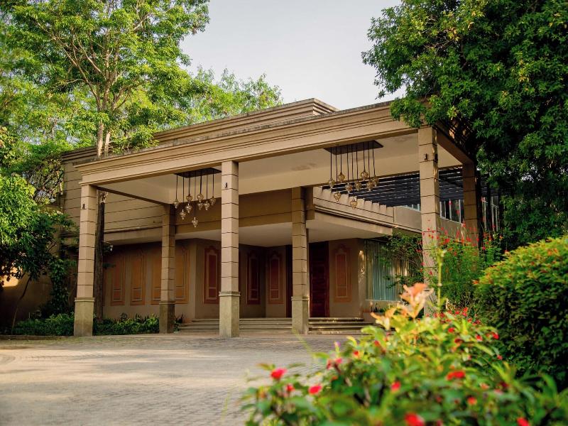 Lavendish Country Resort image