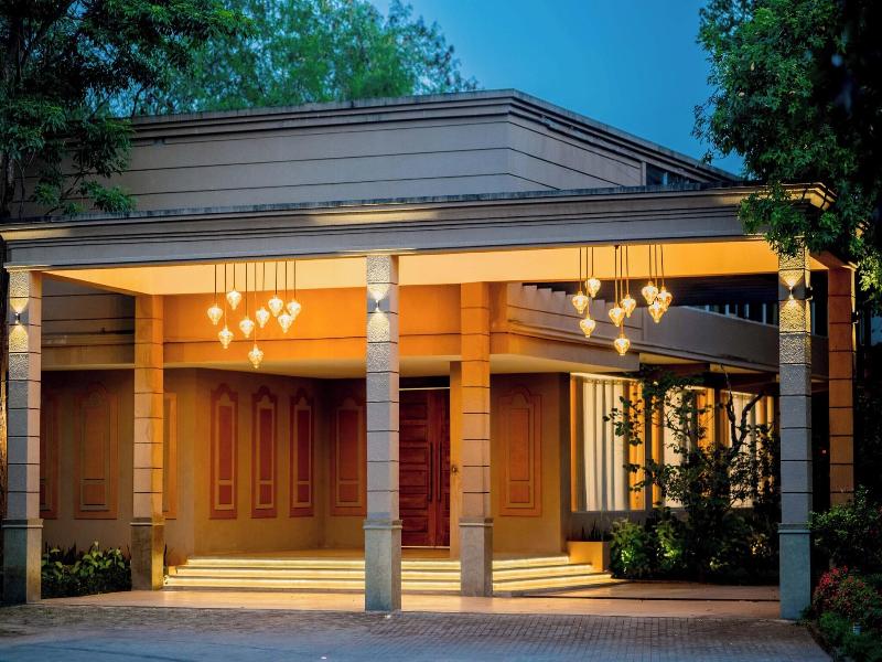 Lavendish Country Resort image