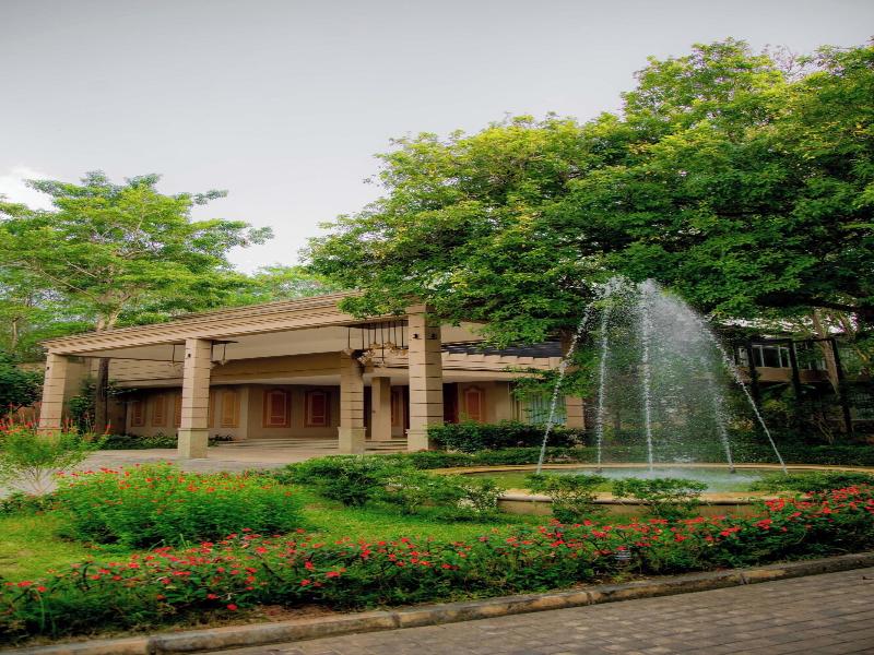 Lavendish Country Resort image