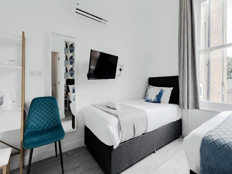 Wembar Hotel image