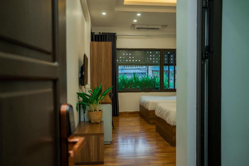 Bai Chay Panda Hotel image